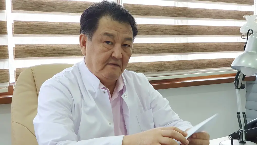 Пациенту в больнице должно быть удобно, - экс-глава Минздрава Т.Батыралиев (интервью)