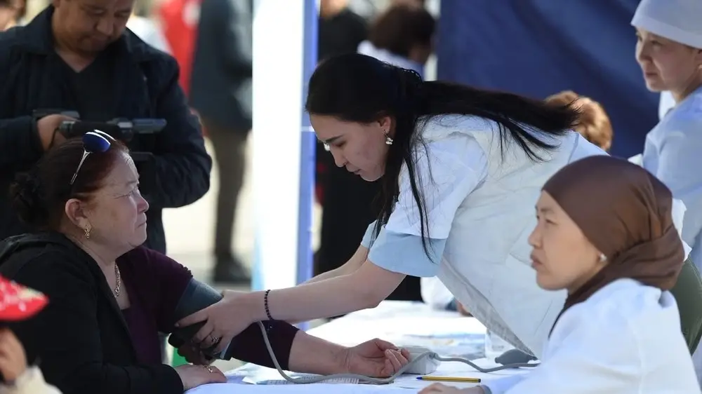 Фото — В Бишкеке прошла акция, посвященная Всемирному дню здоровья